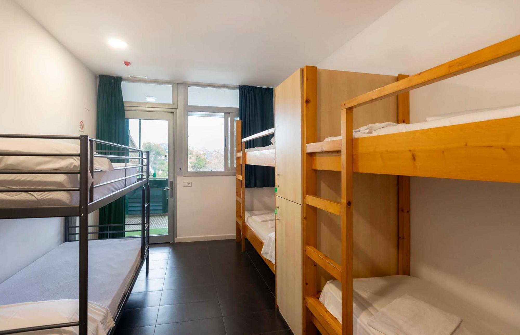 Hostel Inout